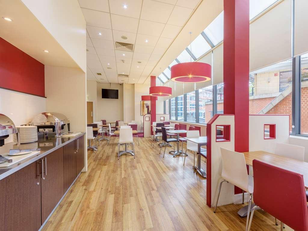 Travelodge Leeds Central מסעדה תמונה