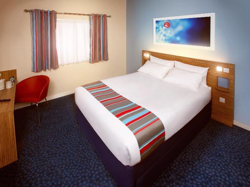 Travelodge Leeds Central מראה חיצוני תמונה